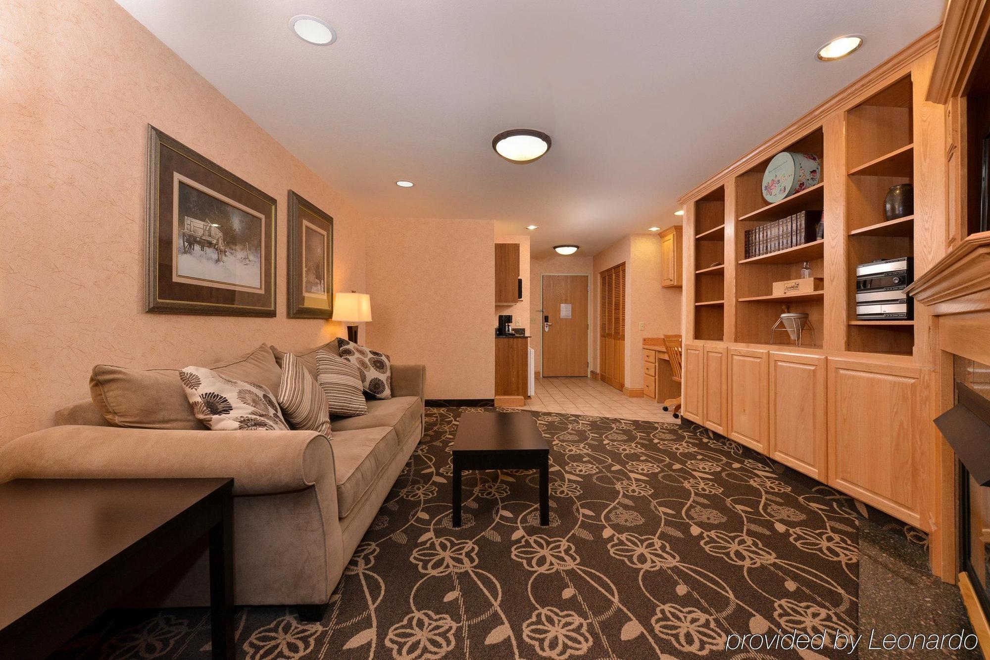 Holiday Inn Express Hotel & Suites Idaho Falls By Ihg Exterior foto
