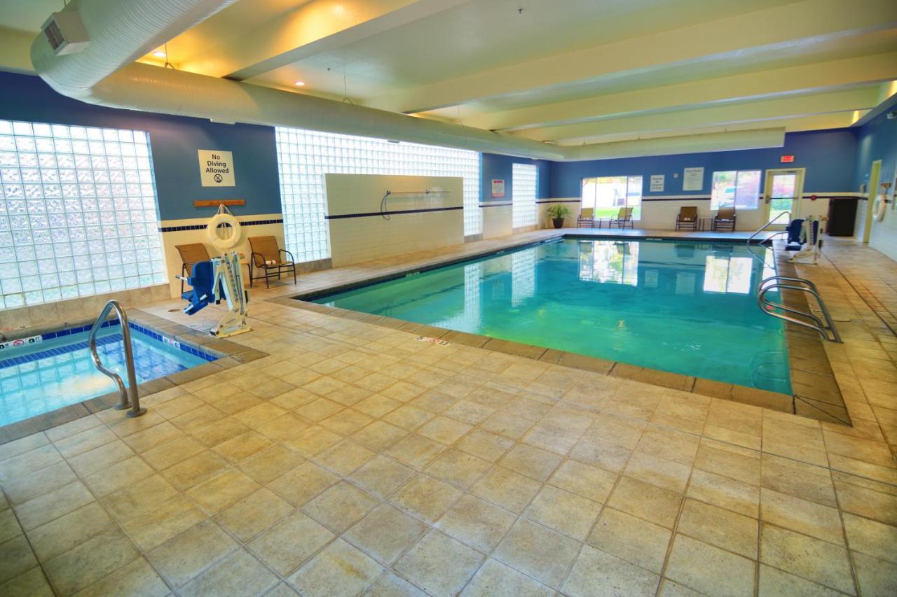 Holiday Inn Express Hotel & Suites Idaho Falls By Ihg Exterior foto